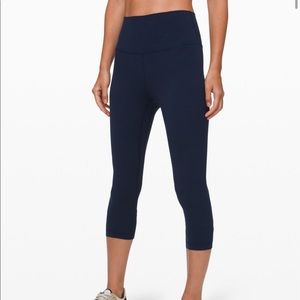 Lululemon Align High Rise Crop 21”